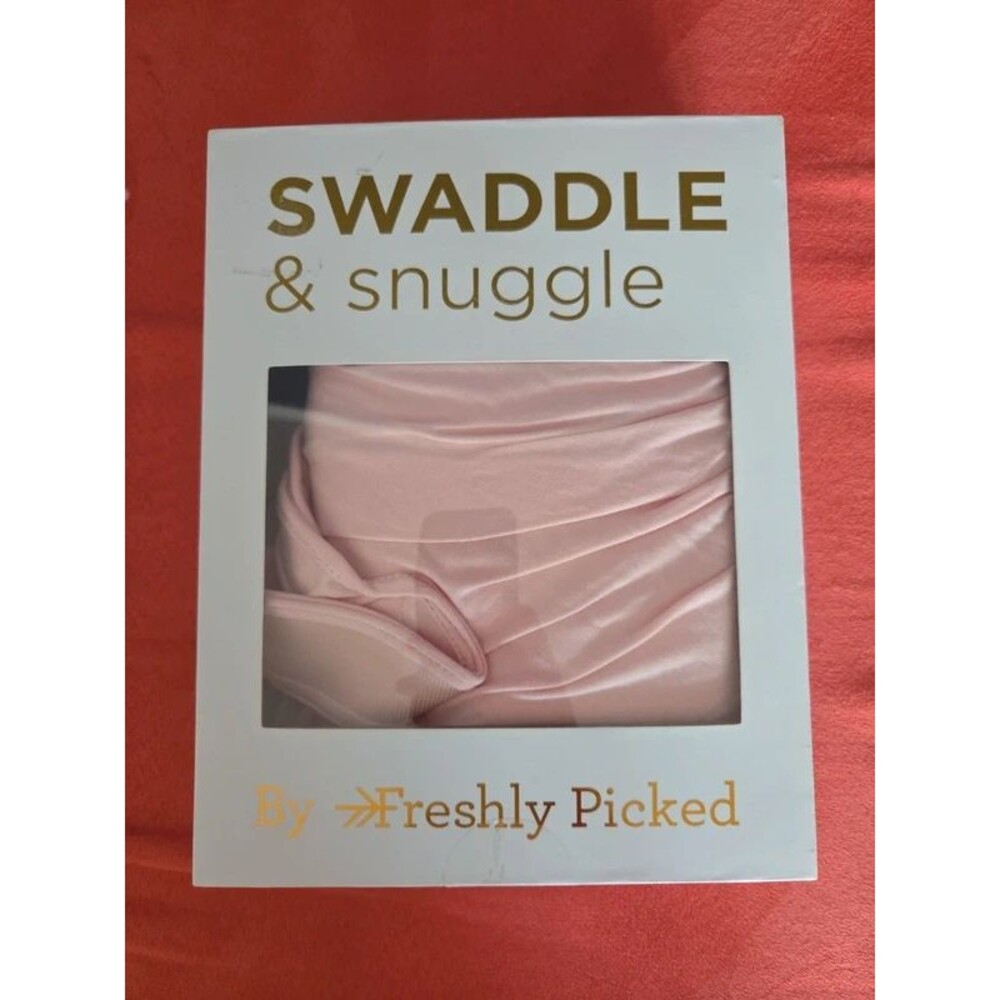 Freshly Picked Swaddle & Snuggle - pink